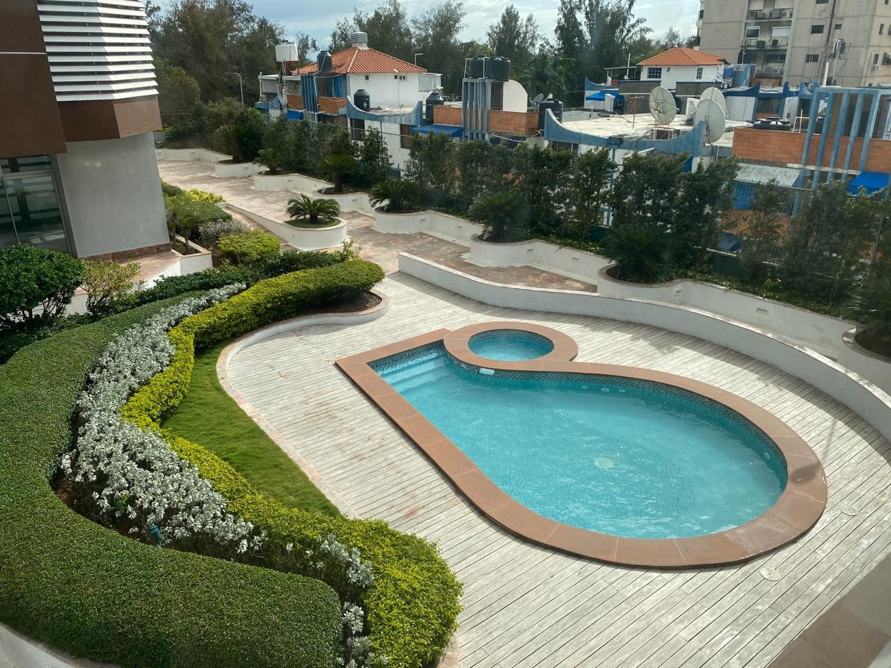 apartamentos - Apartamento en Torre Caney Av. Anacaona de 4 habitaciones de Oportunidad  5