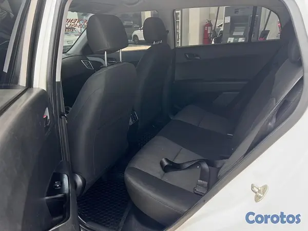 jeepetas y camionetas -  Hyundai cantus en excelente condiciónes  4