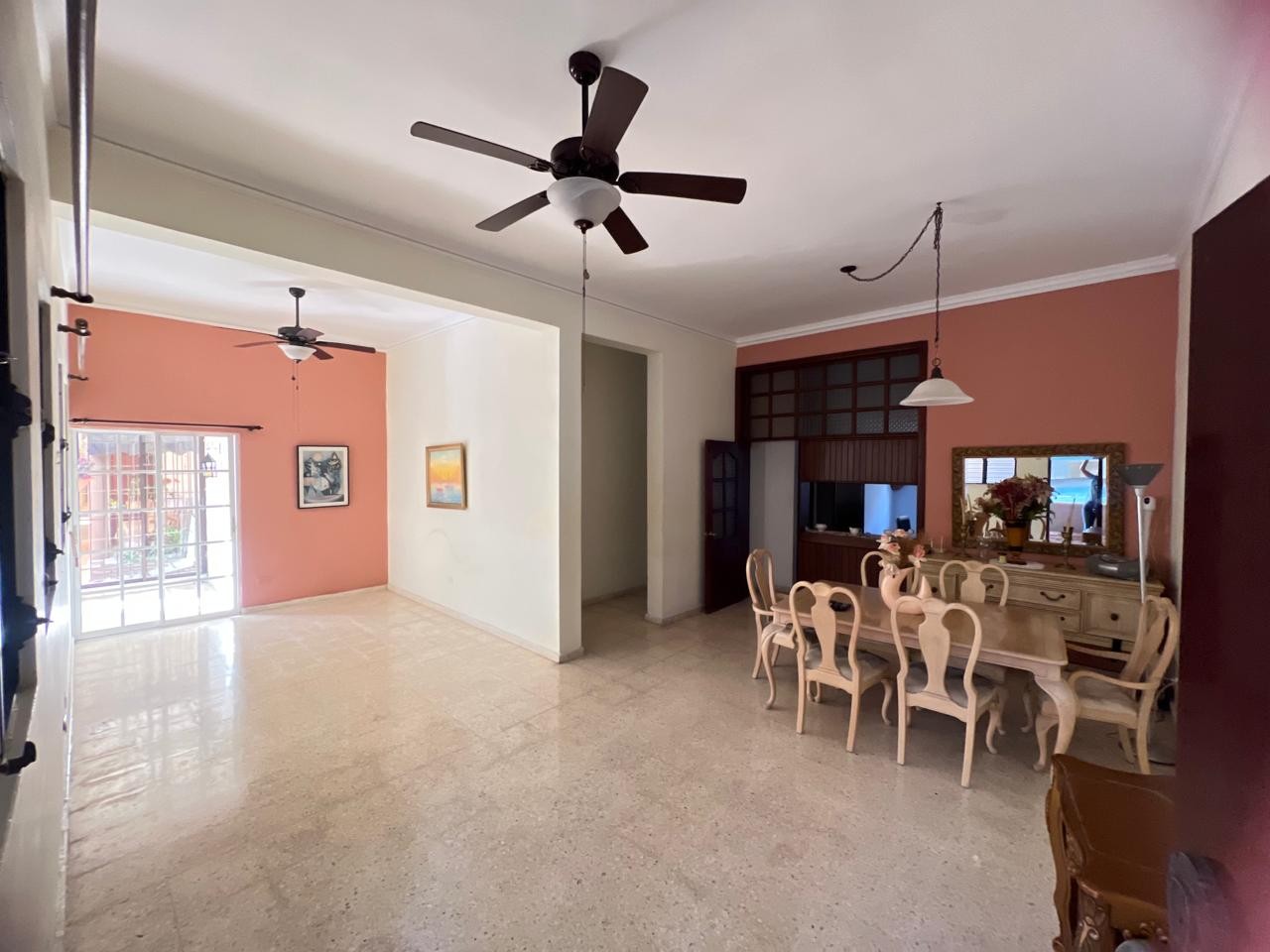 apartamentos - VENDO En Bella Vista Primer Piso Próximo A Plaza Lama Apartamento de 2 Habitacio 0