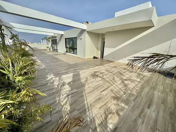 apartamentos - 🔵Apartamento 7mo  piso  en la Zona universitaria
 4