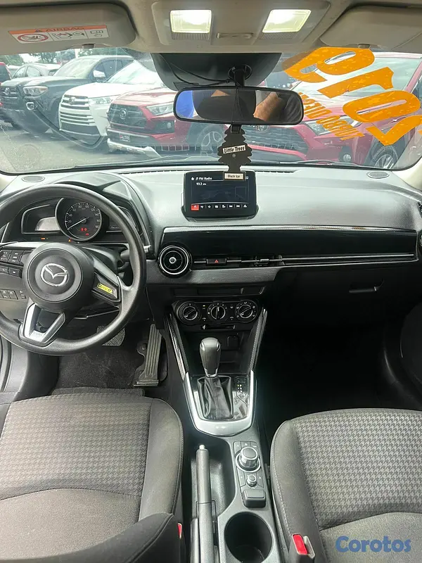 carros - Mazda Demio 2019 9