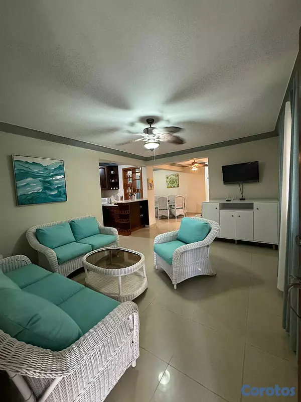 apartamentos - SE VENDE  DE OPORTUNIDAD  EN JUAN DOLIO A 100 MST 2