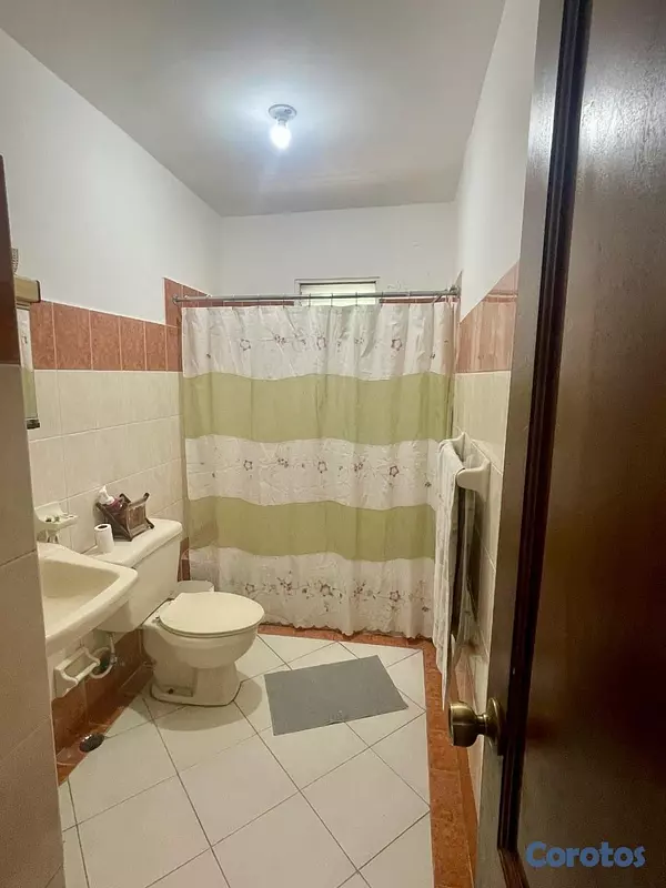 apartamentos - Disponible 4to piso en Las Acacias 2