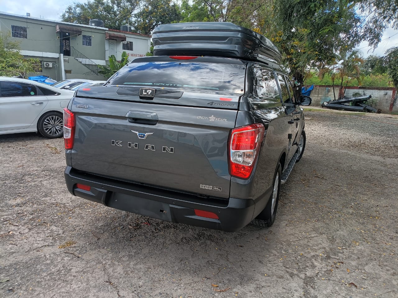 jeepetas y camionetas - KGM REXTON 2019 GRIS OSCURO DIESEL 1