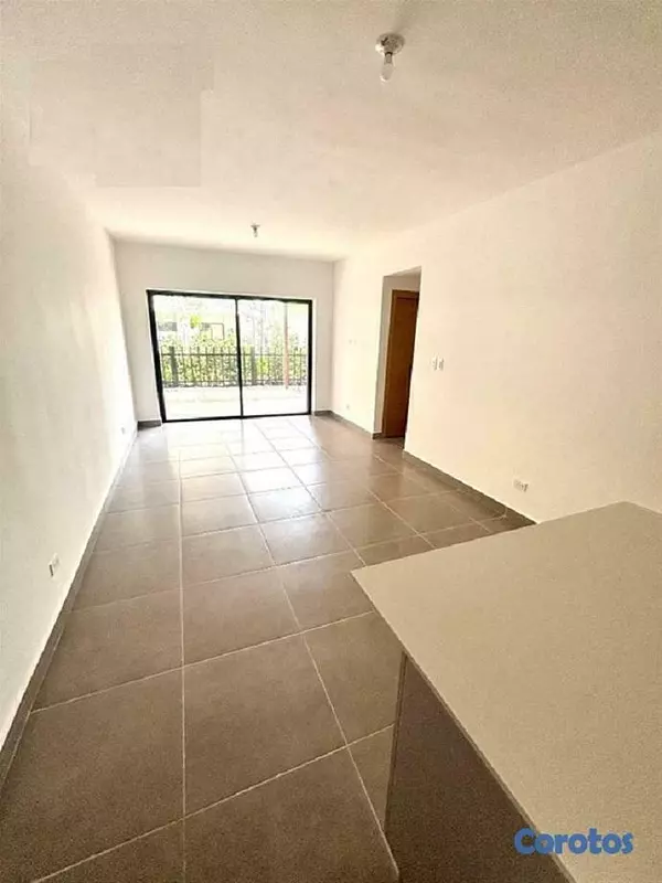 apartamentos - En Alquiler Apartamento Vacio en Murles malecon 5