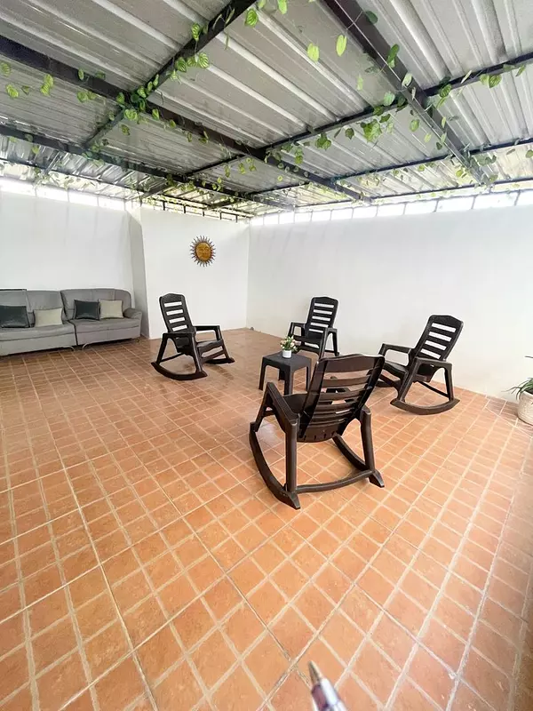 apartamentos - 𝗩𝗘𝗡𝗗𝗢  𝗣𝗘𝗡𝗧𝗛𝗢𝗨𝗦𝗘 𝗘𝗡 𝗕𝗘𝗟𝗟𝗔 𝗩𝗜𝗦𝗧𝗔
 2