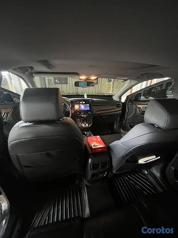 jeepetas y camionetas - Honda CR-V 2018 AWD en excelentes condiciones 3
