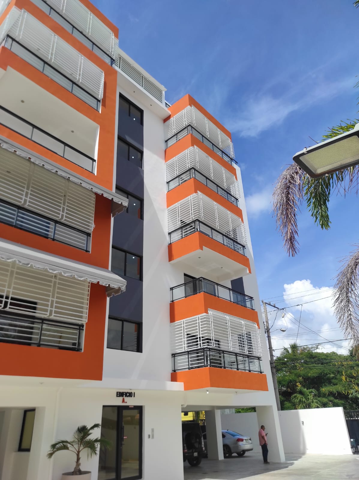 apartamentos - APTO EN EL ENSANCHE ISABELITA DE 3H, 2B, 156M.  8