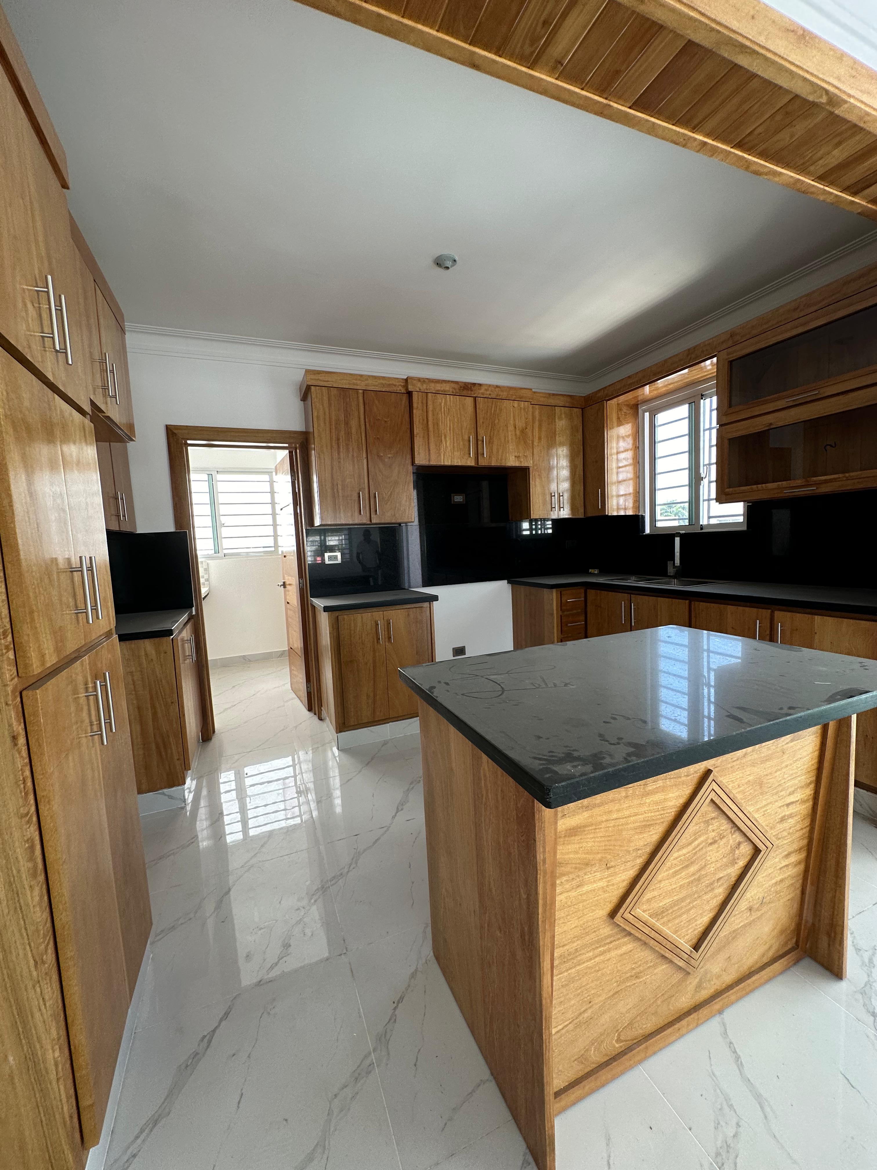 apartamentos - Apartamento con Excelente en Jardines del Sur  0