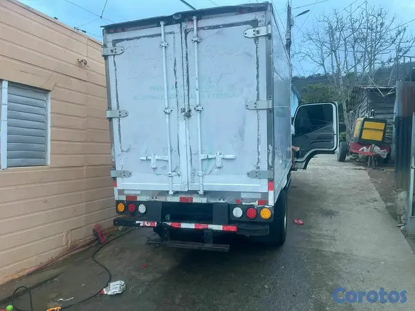 camiones y vehiculos pesados - Mitsubishi Fuso 12