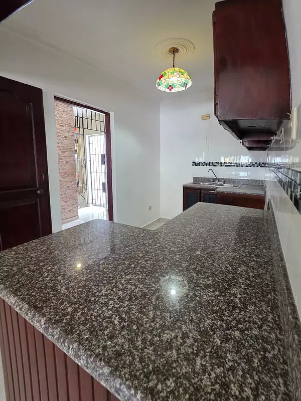 apartamentos - Vendo Apartamento en la Av. Independencia  10