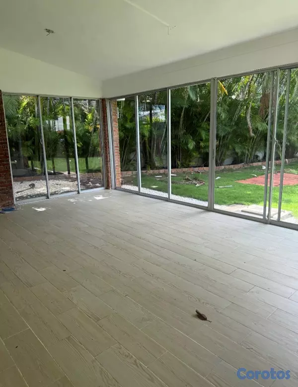 oficinas y locales comerciales - LOCAL COMERCIAL 4