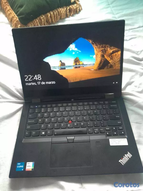 computadoras y laptops - Laptop Lenovo ThinkPad L13 Yoga Gen 2 (2 en 1 táct 2