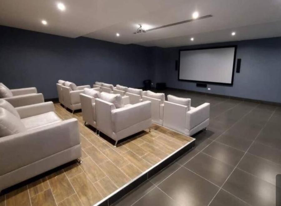 apartamentos - La Julia, Hermoso apartamento en piso alto con Vista al Mar, amueblado 3