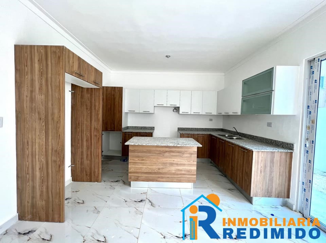 casas - CASA DE 2 EN PROYECTO CERRADO DE 4 CASA STO DGO ESTE 3