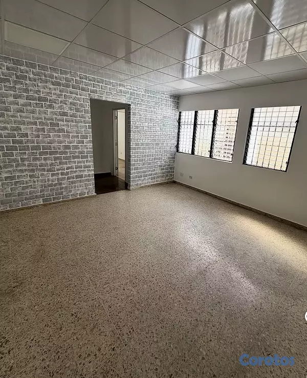 oficinas y locales comerciales - se alquila casa  3