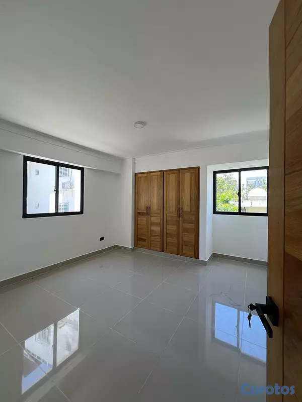 apartamentos - Se  busca comprador en Los Restauradores, D.N. 13
