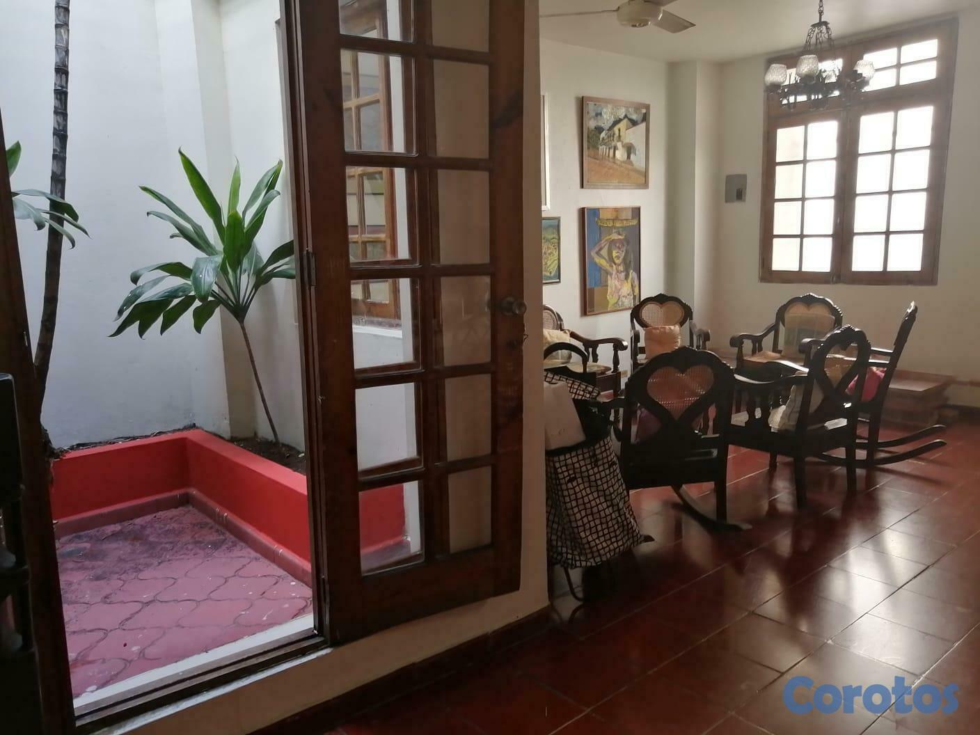 casas - En Venta Casa en la Zona Colonial para Reformar 9