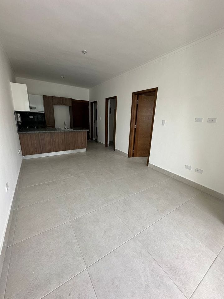 apartamentos - ¡ALQUILO Apartamento en Evaristo Morales! 2
