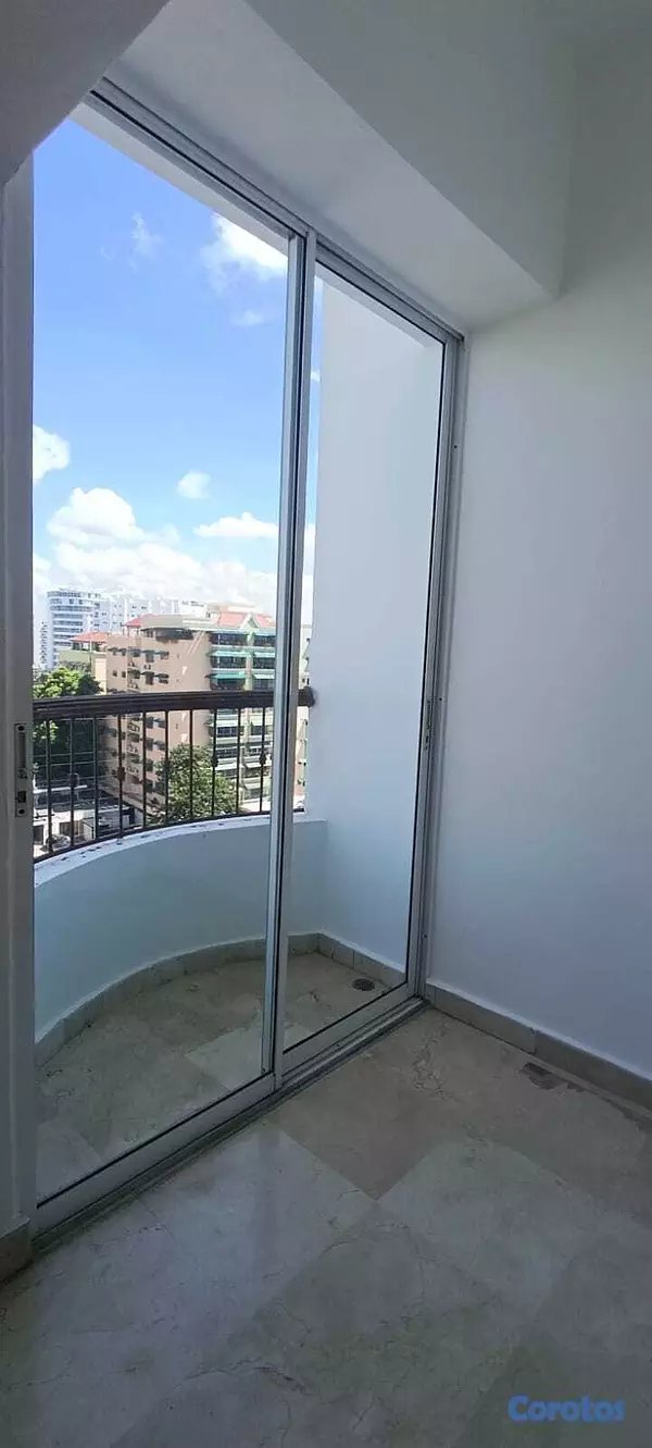 apartamentos - Renacimiento, Alquilo impecable apartamento 3hab 4