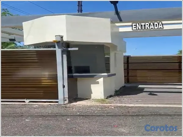 solares y terrenos - Vendo Solar en JUAN DOLIO, 817 Mts.2, POR LA SALID 3