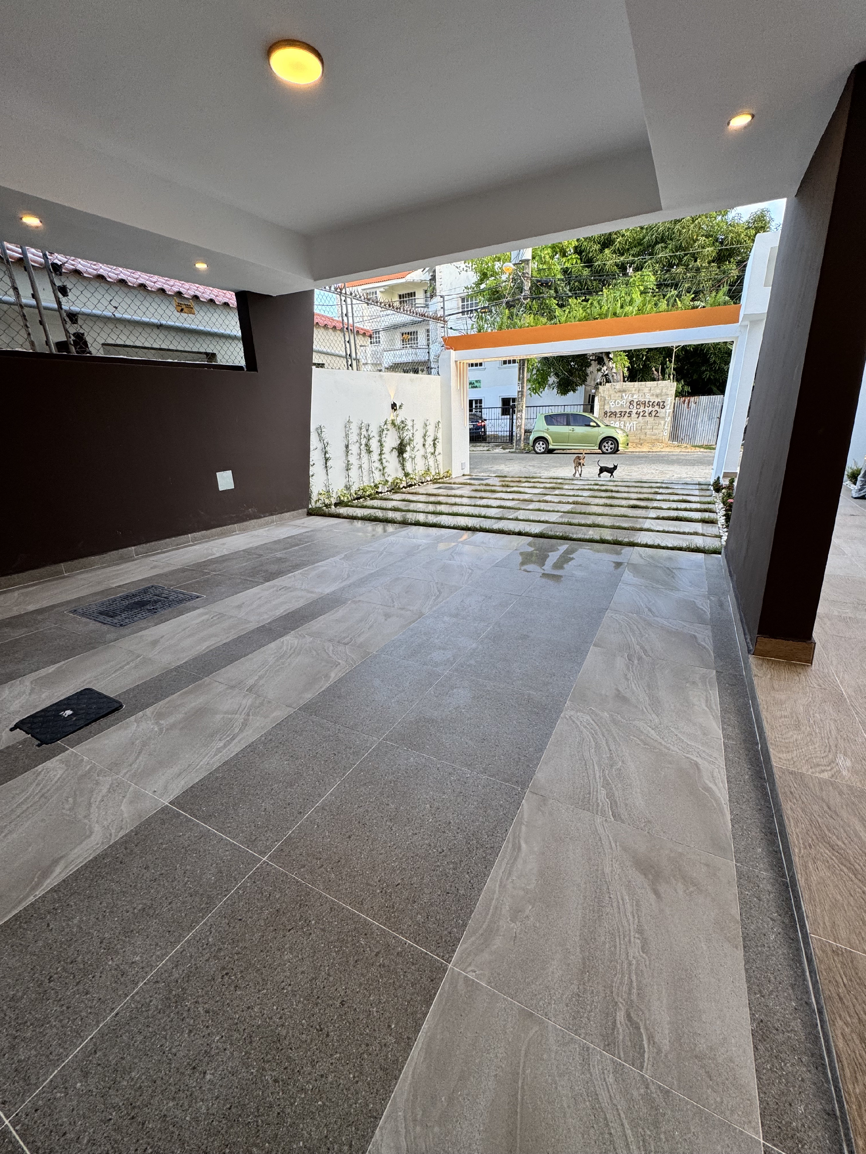 casas - venta de casa en la autopista de san isidro brisa oriental Santo Domingo este  5