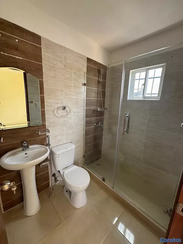apartamentos - venta de apartamento 4to piso 90mts con 2 parqueos autopista de san isidro  9