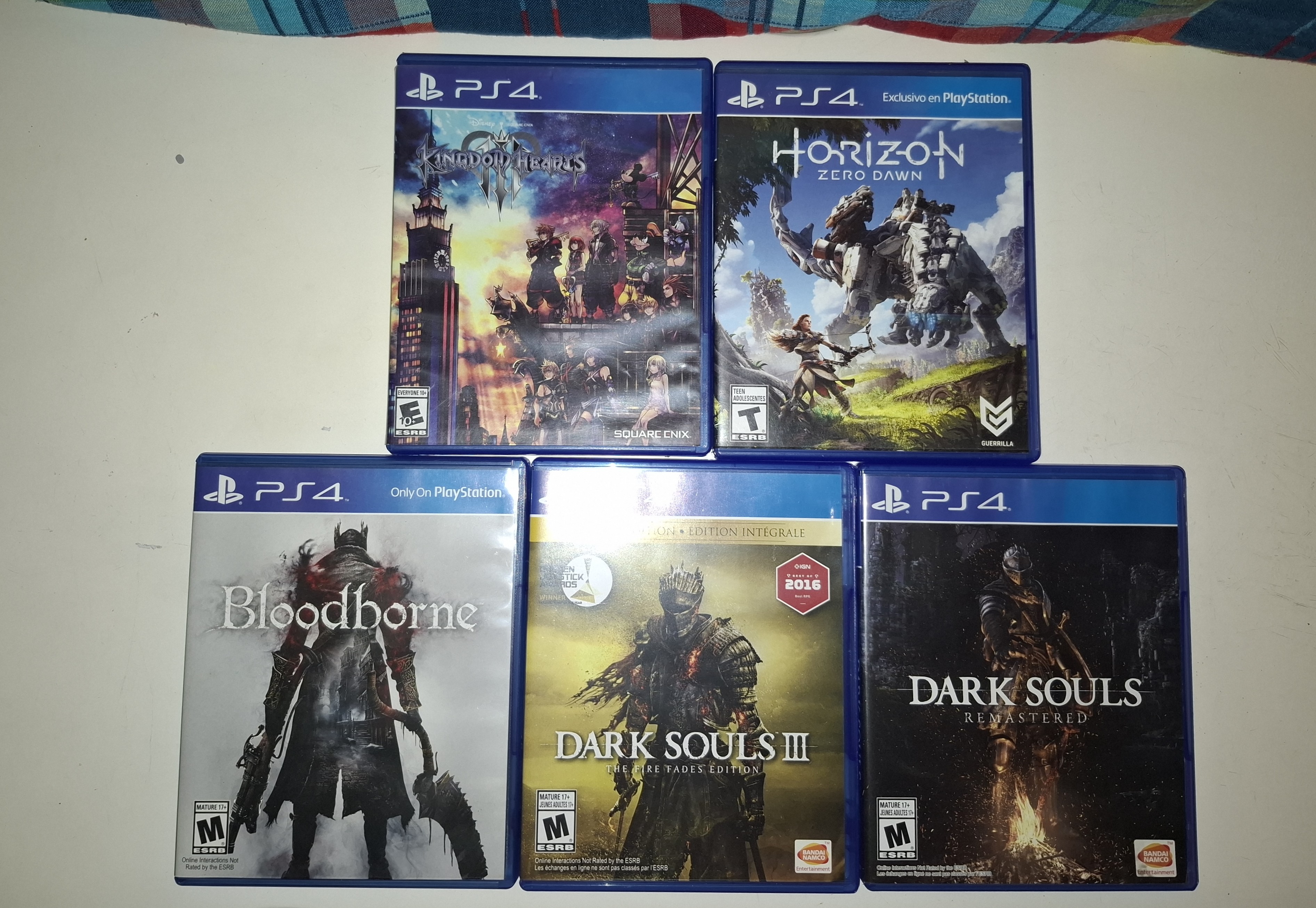 consolas y videojuegos - PlayStation PS4 Original + 5 juegos + 2 controles 1