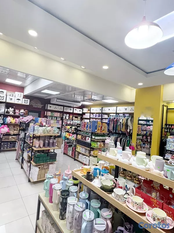 oficinas y locales comerciales - Local en Venta en Piantini  3