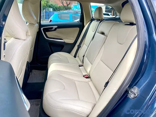 jeepetas y camionetas - VOLVO XC60 T5 2013 9