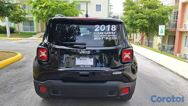 jeepetas y camionetas - Jeep Renegade Latitude 2018 de 4 Cilindros Version 10