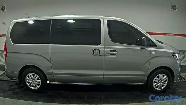 otros vehiculos - HYUNDAI GRAND STAREX 2020 GRIS 7