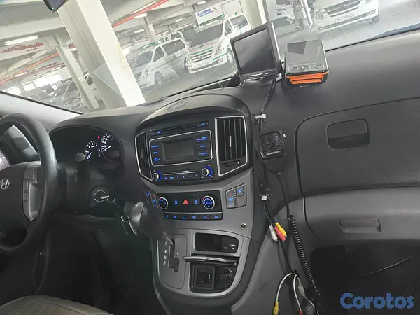 otros vehiculos - HYUNDAI GRAND STAREX  AMBULANCIA 2016 BLANCO 2