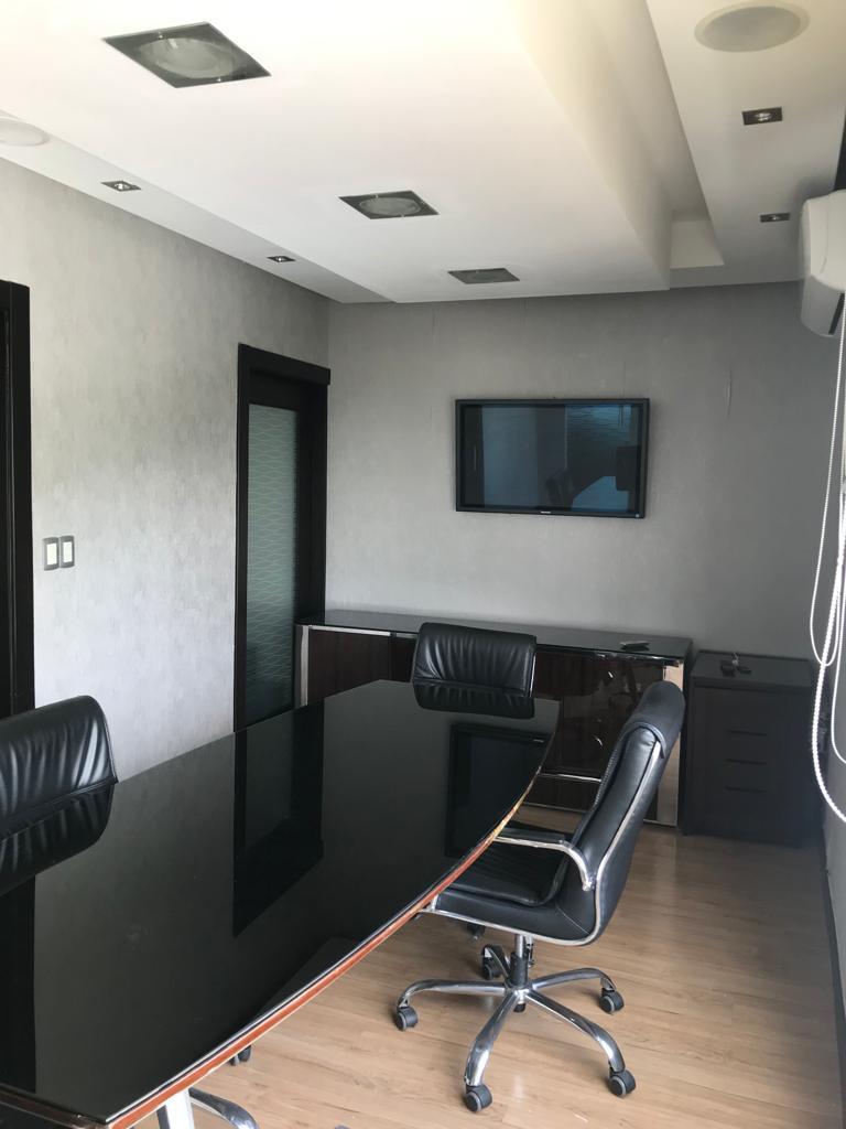 oficinas y locales comerciales - Local corporativo en Bella vista  2