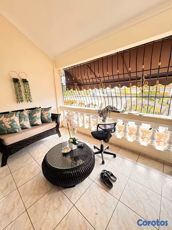 casas - venta de casa con 5 habitaciones en la autopista de san isidro Santo Domingo 11