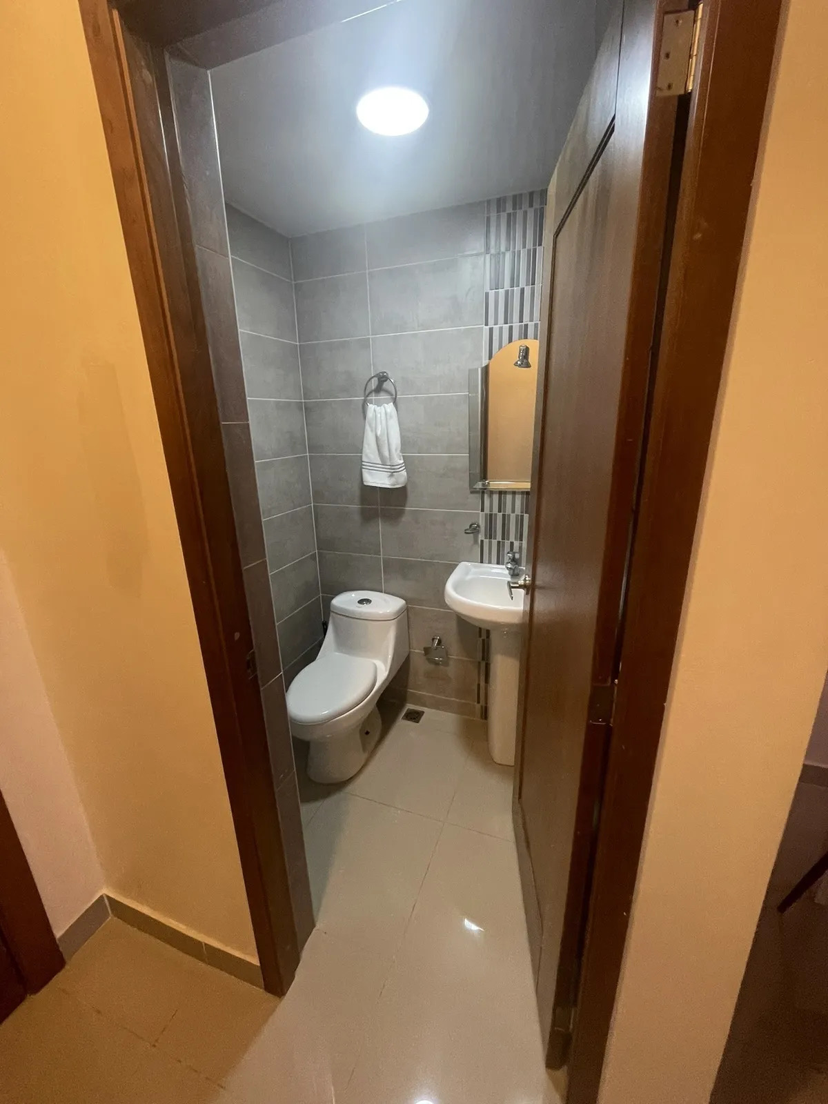 apartamentos - hermoso apartamento en la zona universitaria  2