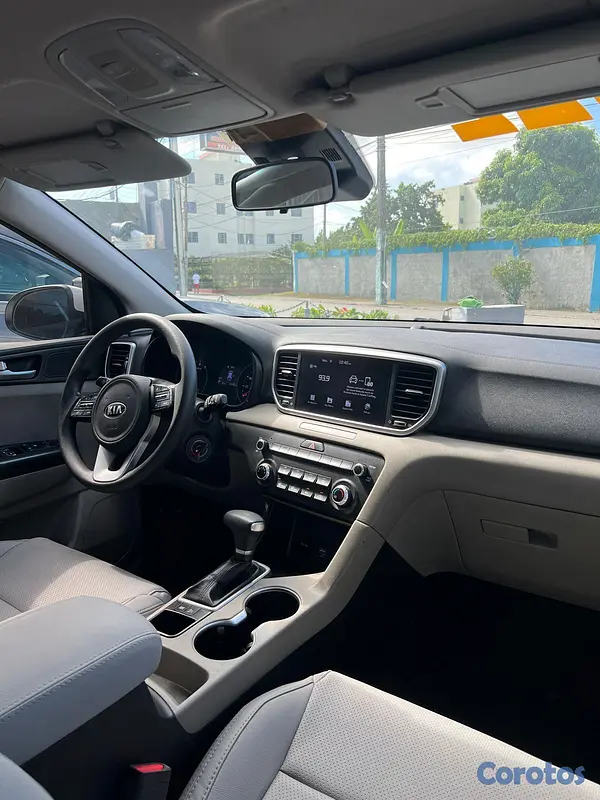 jeepetas y camionetas - KIA SPORTAGE LX 2022 5