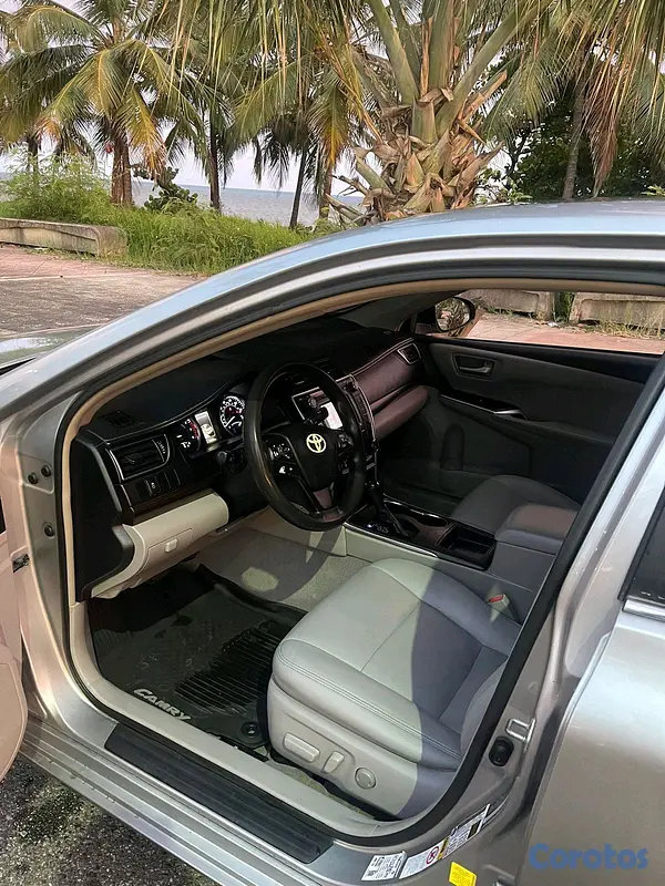 carros - Toyota camry se 2016 5
