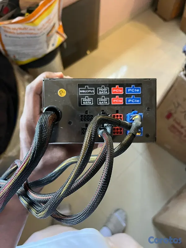 computadoras y laptops - Fuente de Poder Huntkey X7-900 900W – Potente y lista para tu PC  3