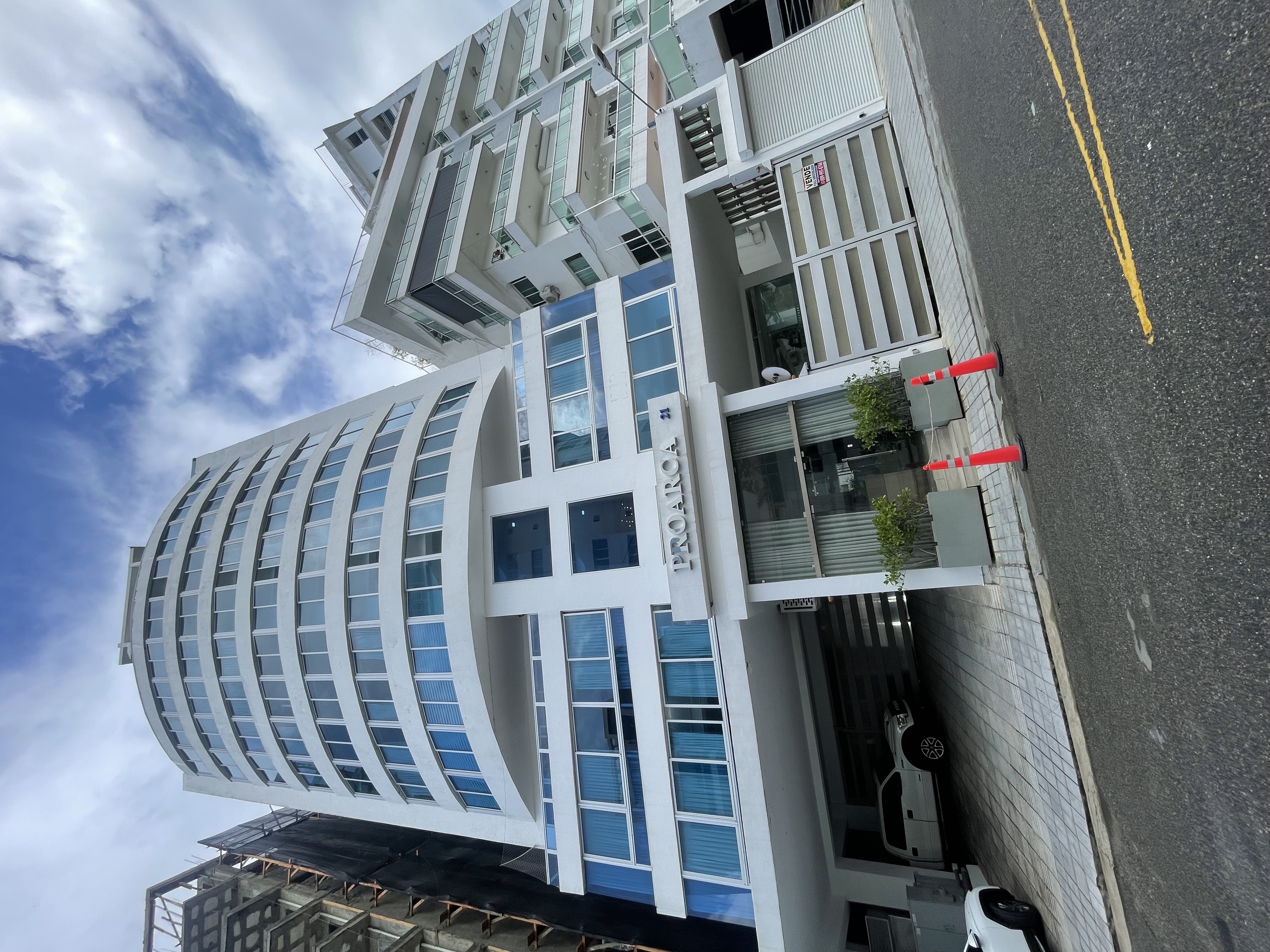 apartamentos - Alquiler disponible en Renacimiento en torre familiar 0