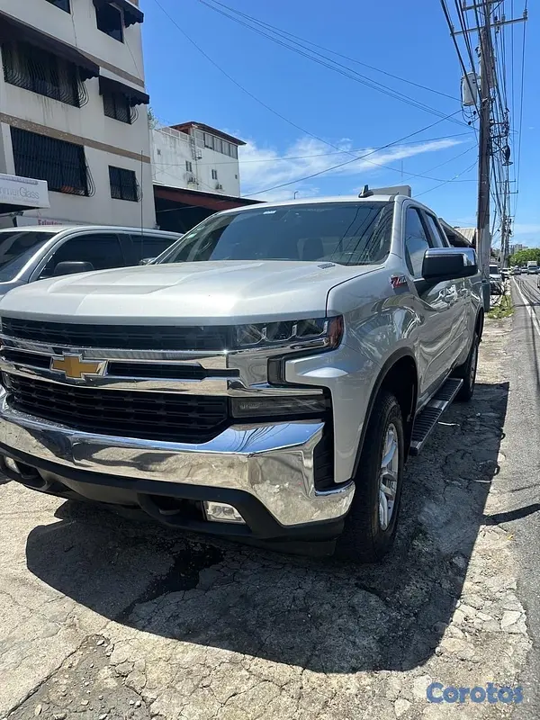 jeepetas y camionetas - Chevrolet silverado duramax 2020 11
