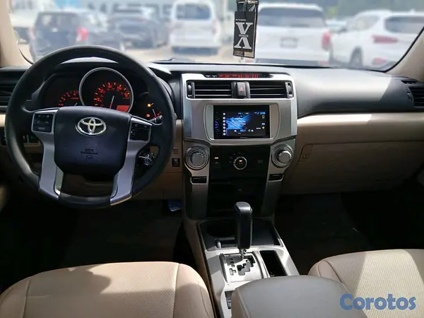 jeepetas y camionetas - 2010 Toyota 4Runner  7