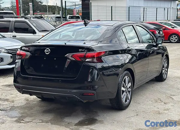 carros - Nissan Versa 2020 SV
 5