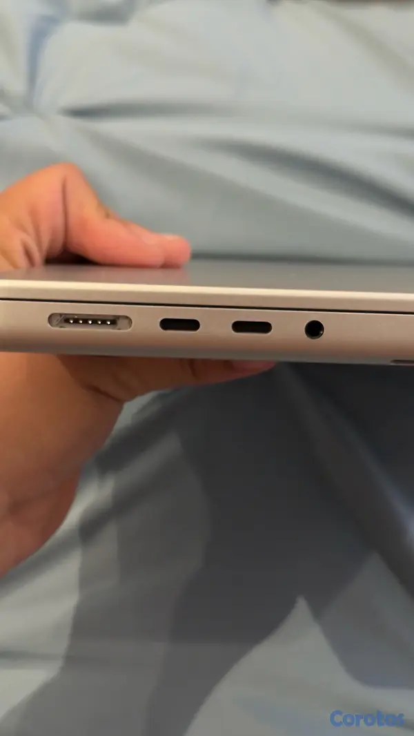 computadoras y laptops - McBook Pro M4 Negociable  5