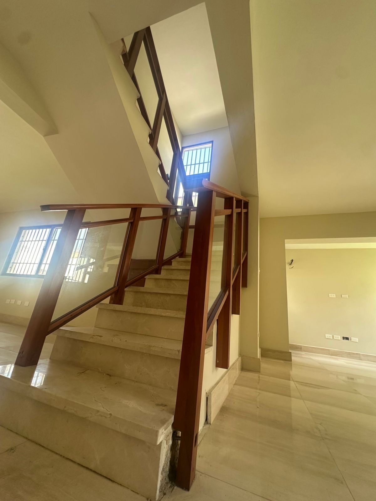 casas - alquiler casa comercial dos niveles  7