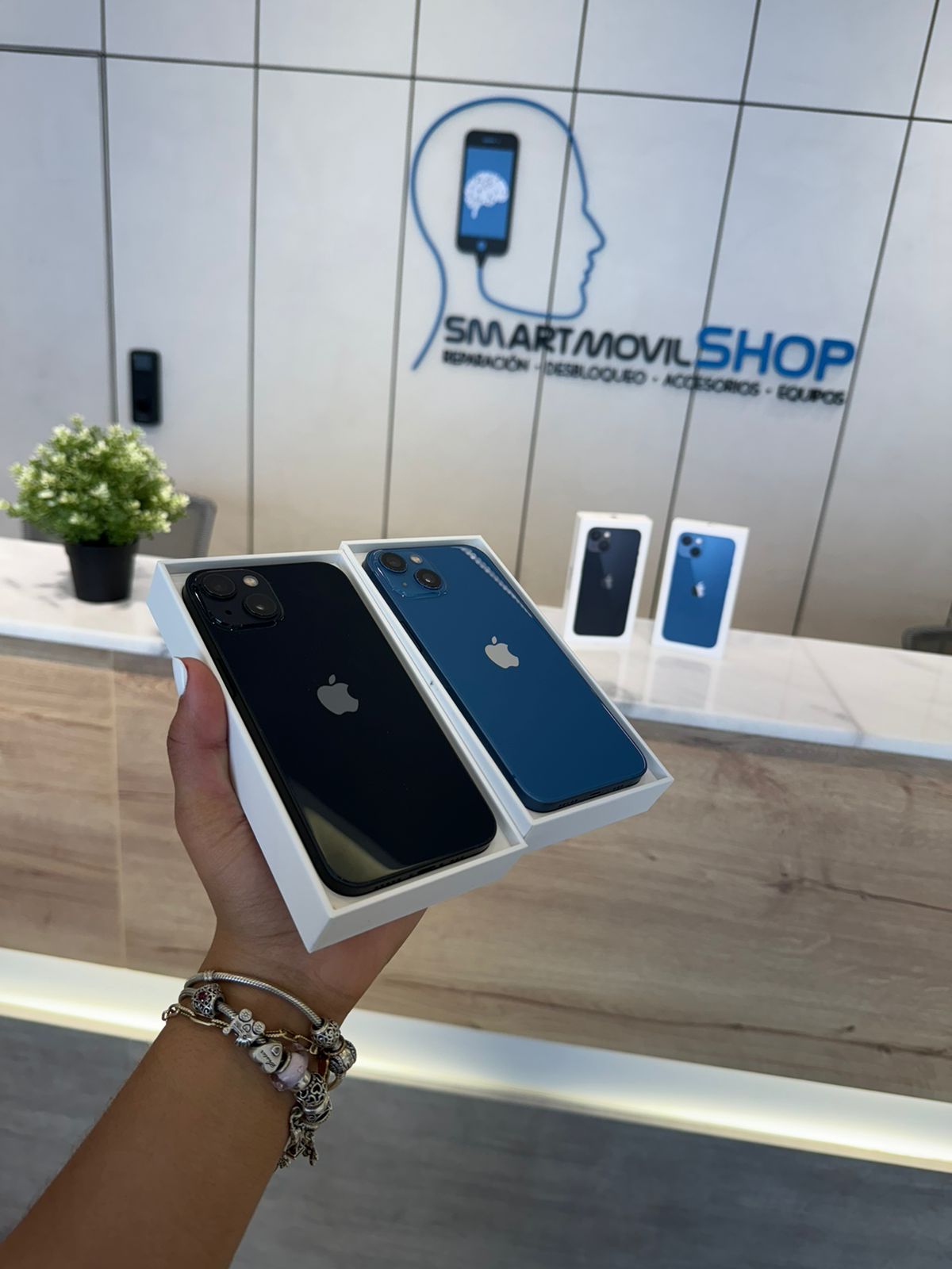 otros electronicos - IPHONE 13 NORMAL 128GB EN SU CAJA FACTORY  0