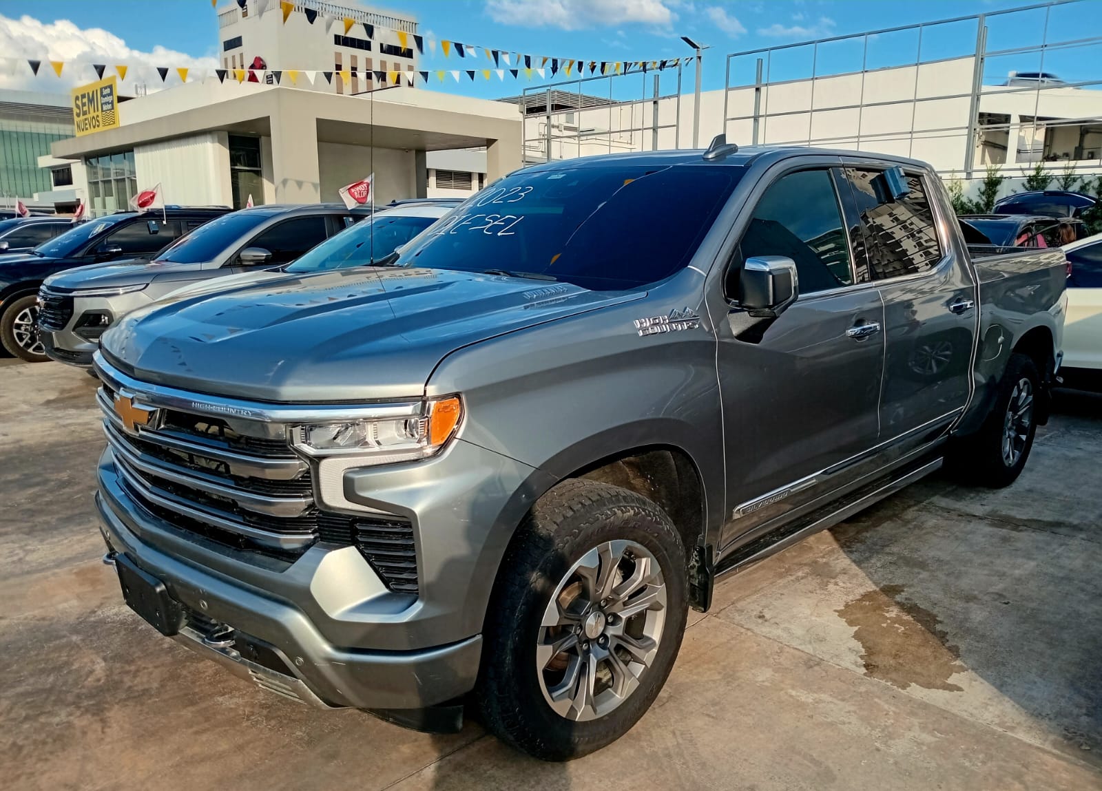 jeepetas y camionetas - Chevrolet Silverado High Country Duramax 2023 1