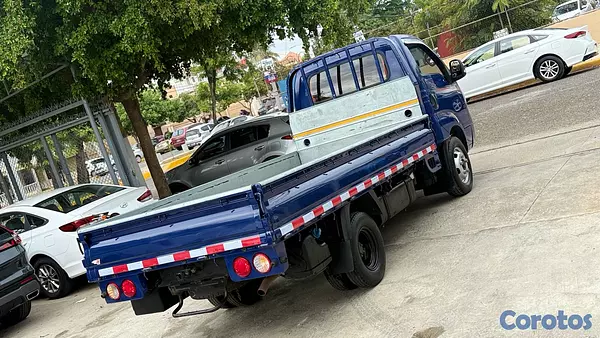 jeepetas y camionetas - 2020 Kia Bongo III 1.2 TON MECANICO  5
