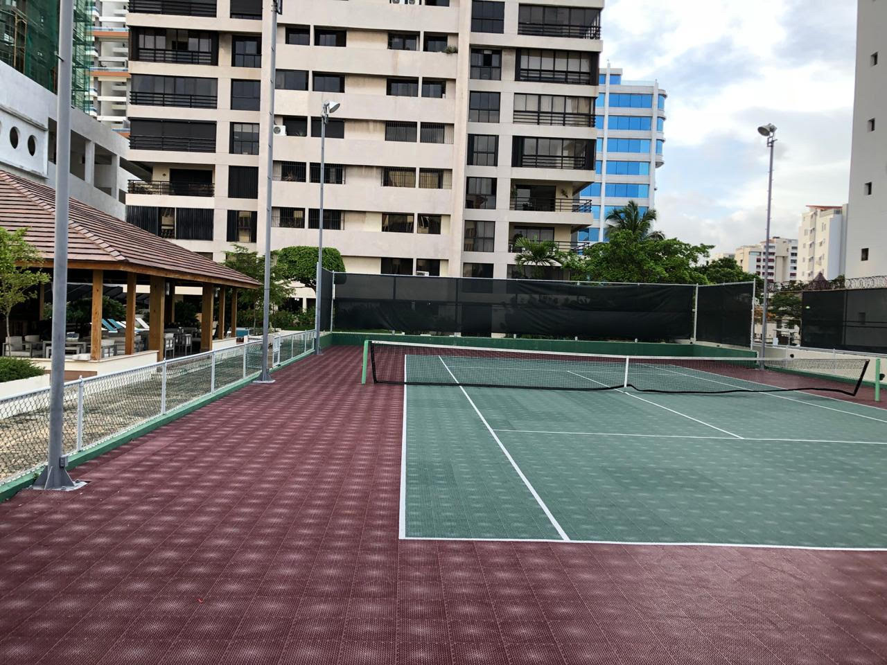 apartamentos - venta de penthouse en la Julia Distrito nacional con 730mts con vista al mar  3