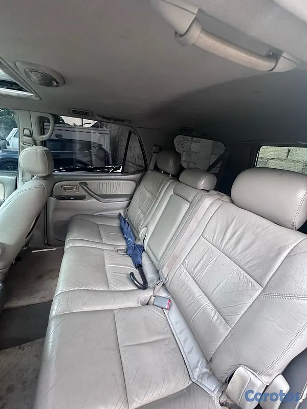 jeepetas y camionetas - Toyota Sequoia 2001 12